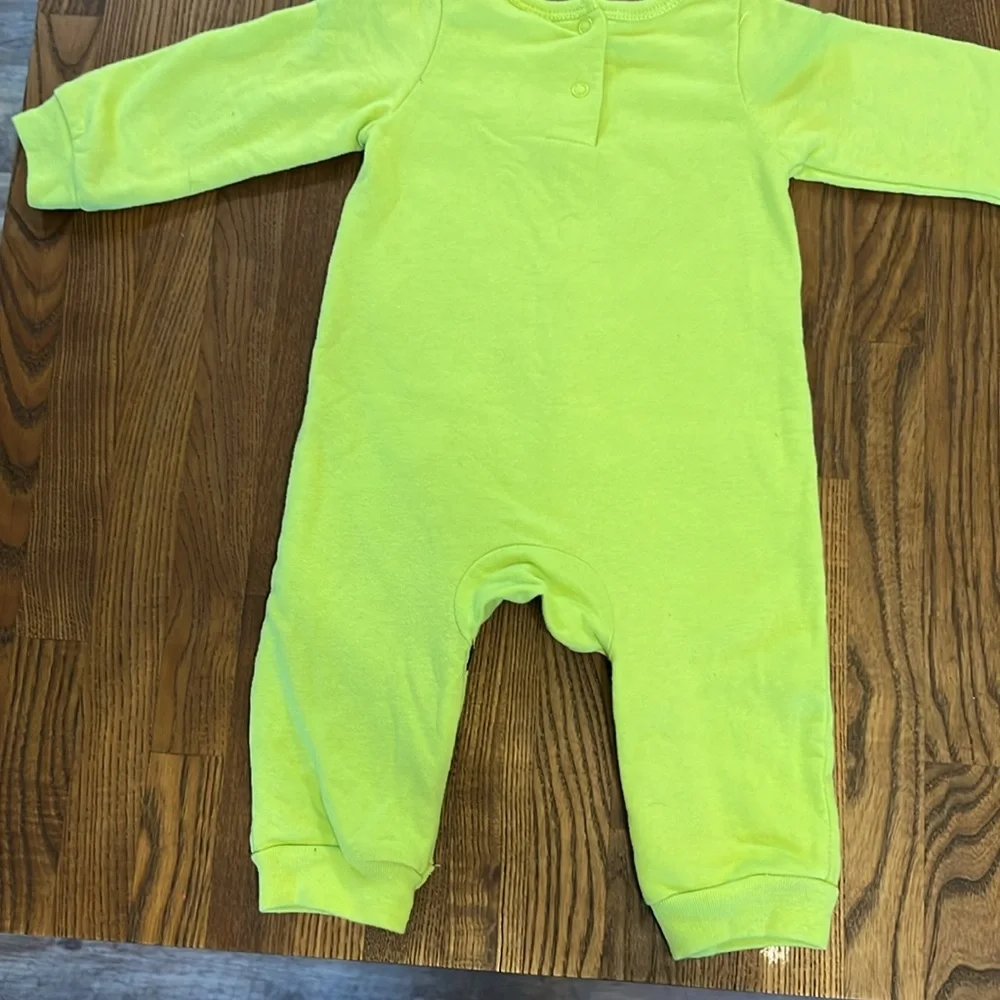 Grinch jammies, size 3 to 6 months still in great condition